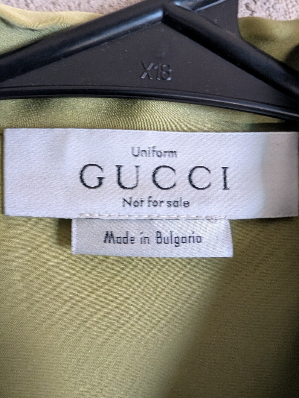 GUCCI Silk Uniform Blouse 💚💚💚 - Picture 2 of 10